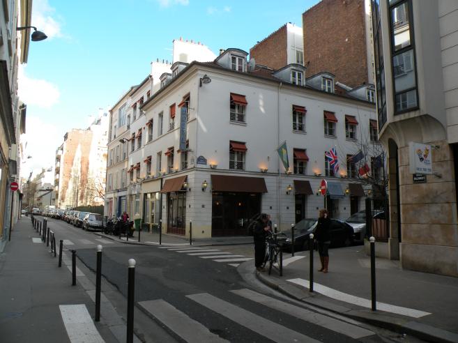  Hostel, rue Borromée